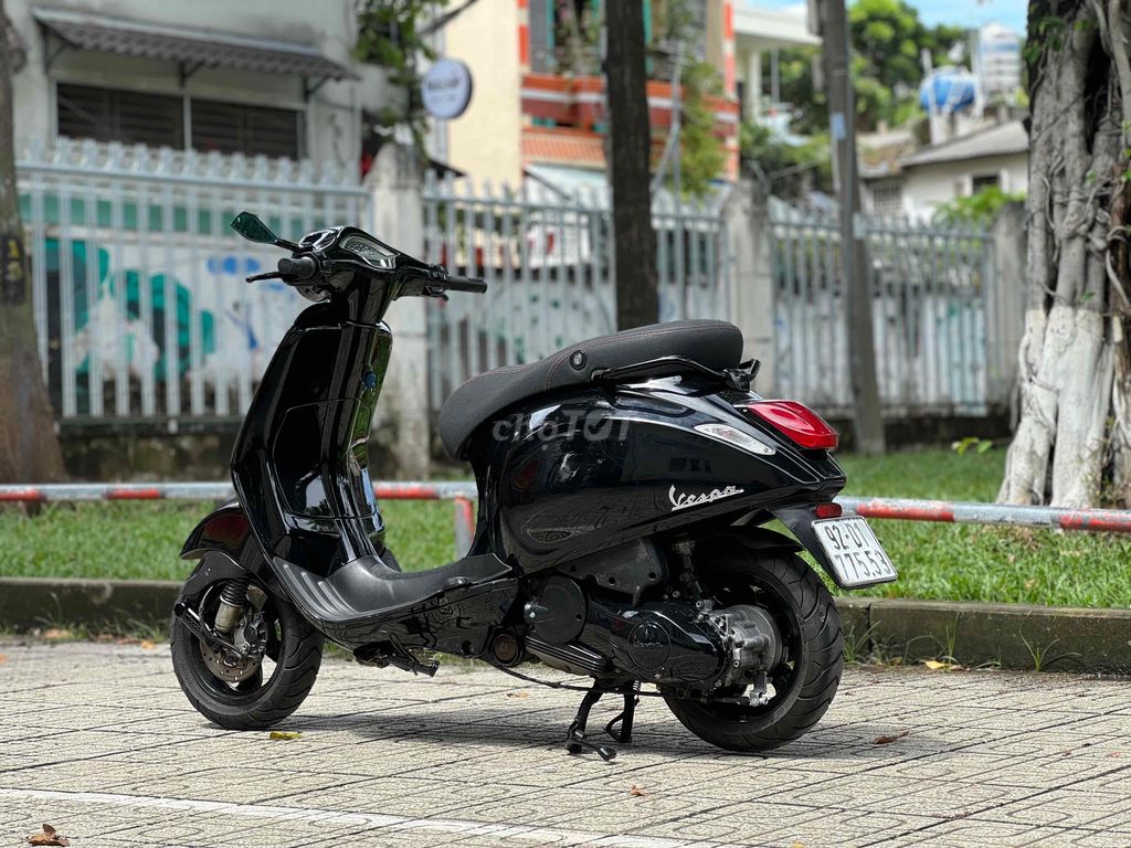 Cần Bán: Vespa 2015 - Xe Đẹp Keng Máy Zin Êm. Mua bán Xe máy tại Quận Gò Vấp Tp Hồ Chí Minh được đăng bởi Phạm Đình Đông hình 4