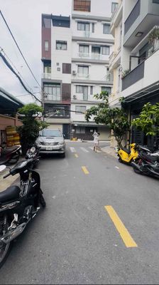 Nhà phố 64 m² · 5 PN · Đường Phạm Văn Chiêu