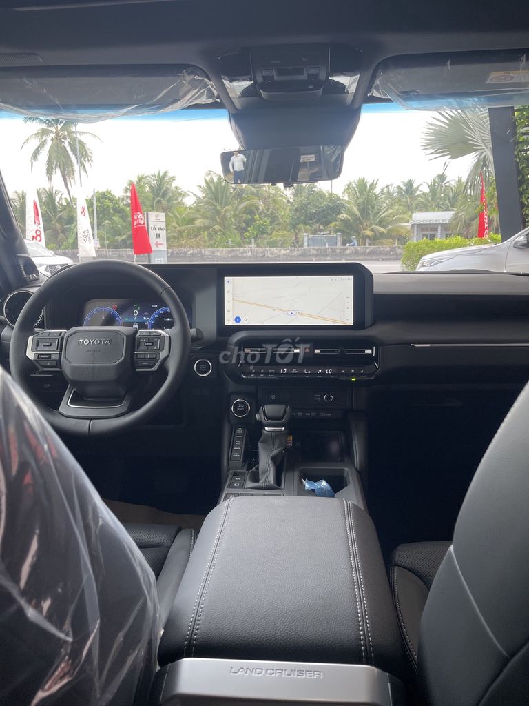 Toyota Land Cruiser Prado 2025 mới 100%. Mua bán Ô tô tại Huyện Châu Thành Tiền Giang được đăng bởi Phan Chí Phương hình 3