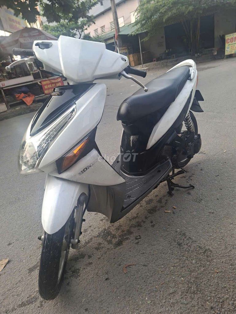 Click giấy tờ đầy đủ hợp lệ.  Máy bao êm. Mua bán Xe máy tại Quận 12 Tp Hồ Chí Minh được đăng bởi Chúc  hình 5