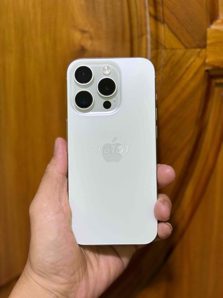 iPhone 15 Pro 256GB Trắng Đã sử dụng. Mua bán Điện thoại tại Huyện Định Quán Đồng Nai được đăng bởi Phát hình 1