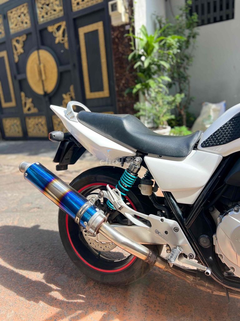 Honda CB400 Revo Fi 2008 Trắng. Mua bán Xe máy tại Quận Gò Vấp Tp Hồ Chí Minh được đăng bởi Minh Tùng hình 3