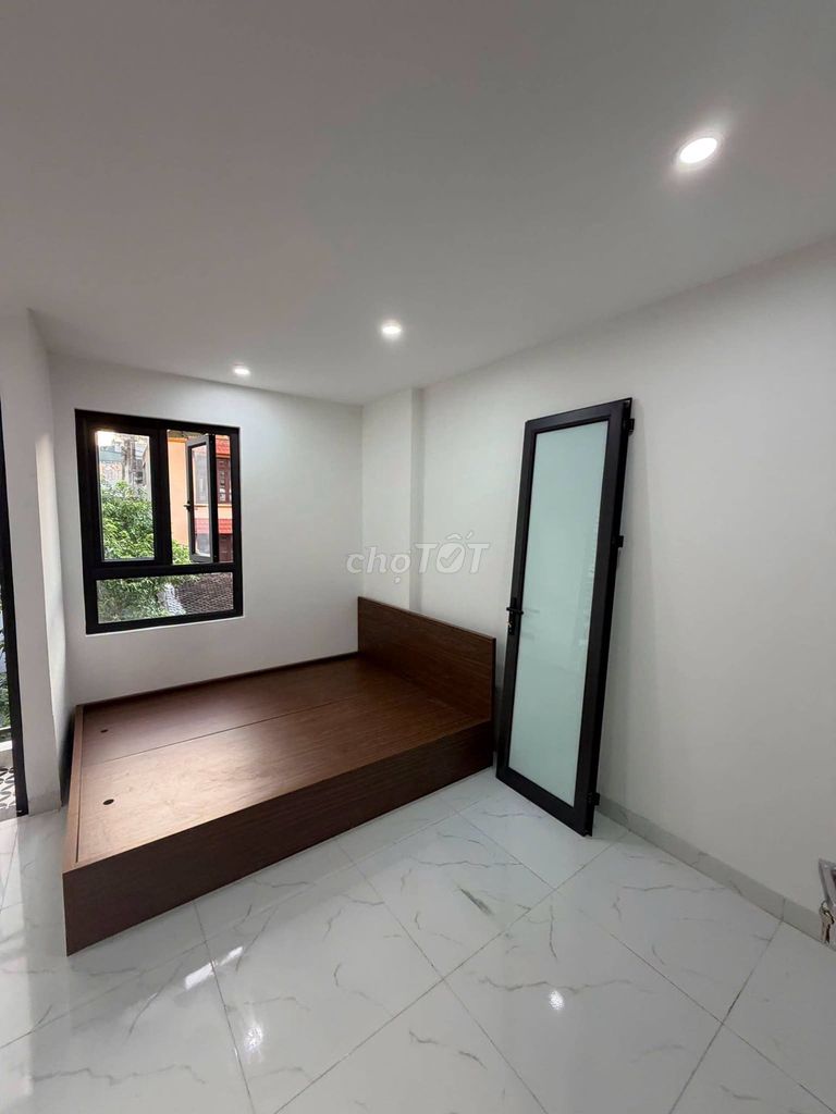 Квартира в аренду 245 Dinh Cong, Хоанг Май, полностью меблирована