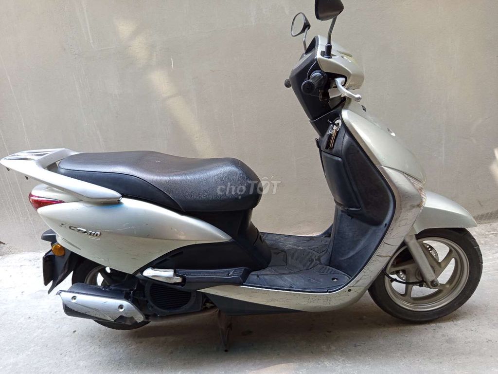 Bán xe Honda SCR. Mua bán Xe máy tại Quận Cầu Giấy Hà Nội được đăng bởi Duc Tran hình 1