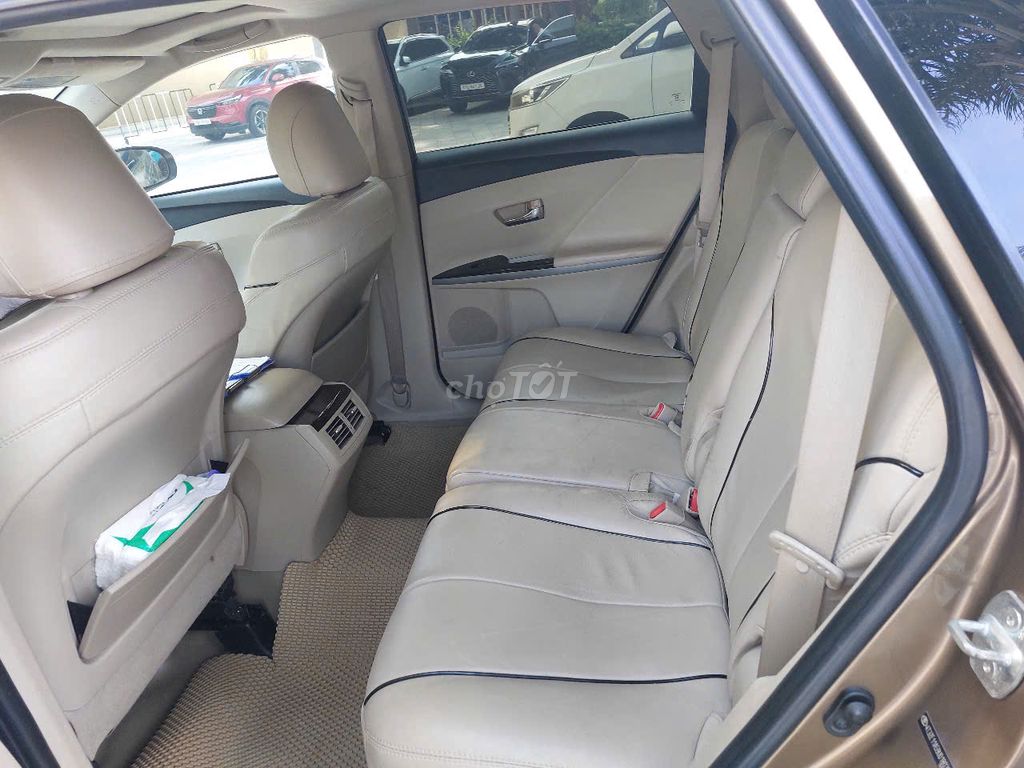 Toyota Venza 2009 Toyota Venza 2.7 AT - 113000 km. Mua bán Ô tô tại Thành phố Vũng Tàu Bà Rịa - Vũng Tàu được đăng bởi Truyen Vu Duc hình 1