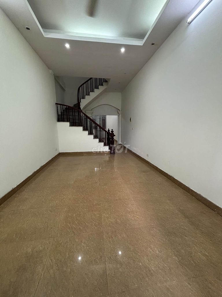 Дом в Ж К Дай Ким - Нгуен Кань Ди, 55м² х 4 этажа