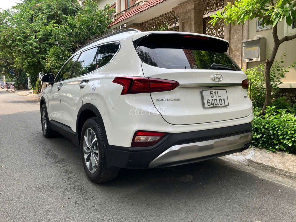 Gia đình cần bán xe Hyundai Santa Fe dầu SX 2019. Mua bán Ô tô tại Quận Gò Vấp Tp Hồ Chí Minh được đăng bởi Mạnh Hùng hình 7