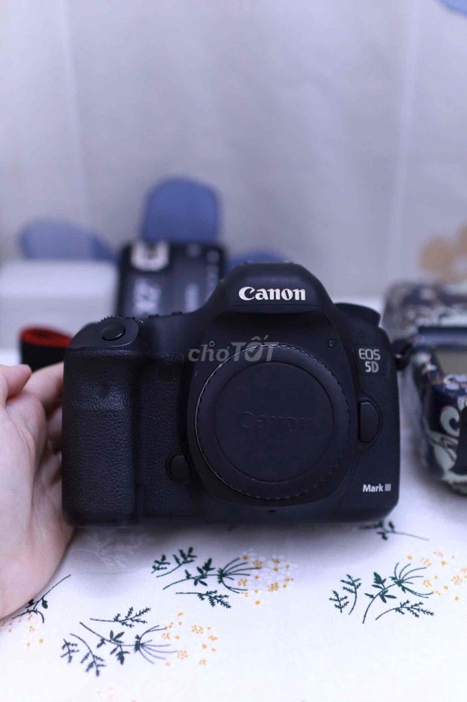 Máy ảnh Canon 5D Mark III Đen Đã sử dụng. Mua bán Máy ảnh, Máy quay tại Quận Nam Từ Liêm Hà Nội được đăng bởi Thảo Vân hình 1