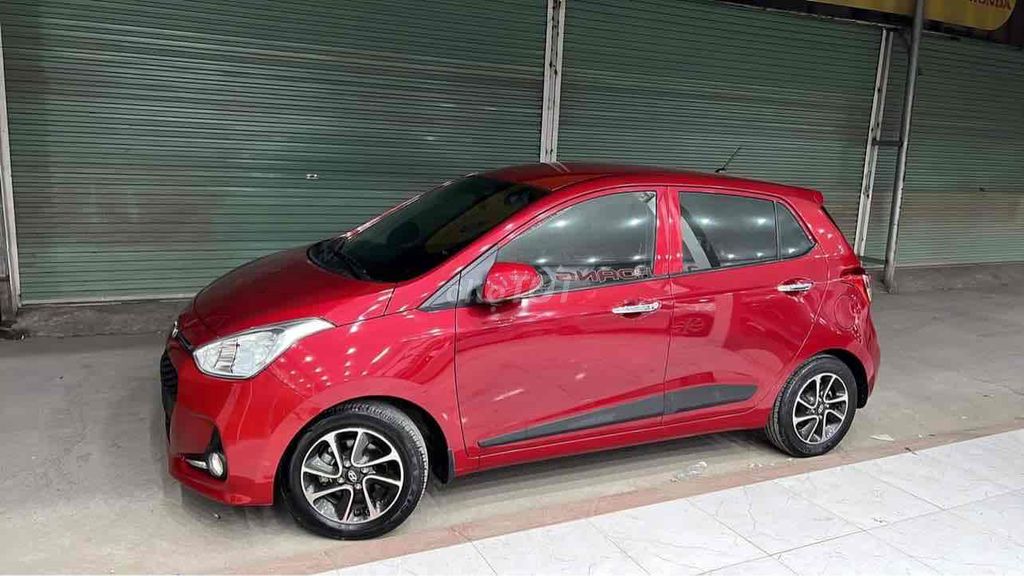 Hyundai Grand i10 2018 Sedan 1.2 MT - 68000 km