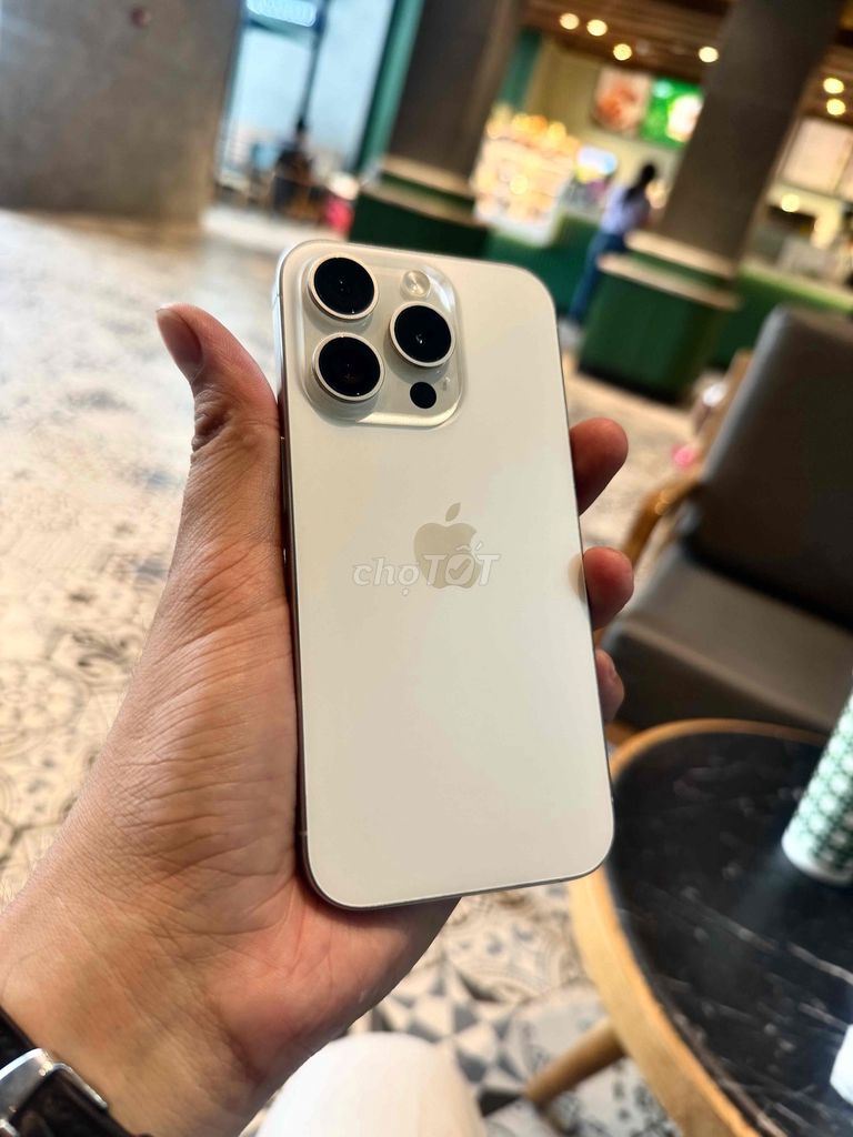 🍏IPHONE 15 PRO 128GB VN/A BẠC SILVER CHÍNH HÃNG. Mua bán Điện thoại tại Quận Ninh Kiều Cần Thơ được đăng bởi  HVM APPLE STORE hình 1
