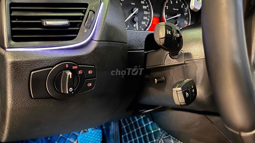 BMW X1 XDrive28i , chất Zin/Đẹp. Mua bán Ô tô tại Quận 7 Tp Hồ Chí Minh được đăng bởi Trần Văn Hoàng hình 10