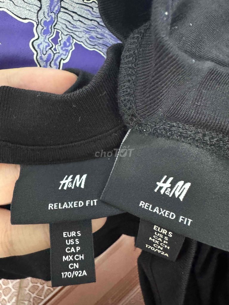 Pass combo Áo thun nam H&M đen size S. Mua bán Quần áo tại Quận Hà Đông Hà Nội được đăng bởi Hoàng Long hình 1