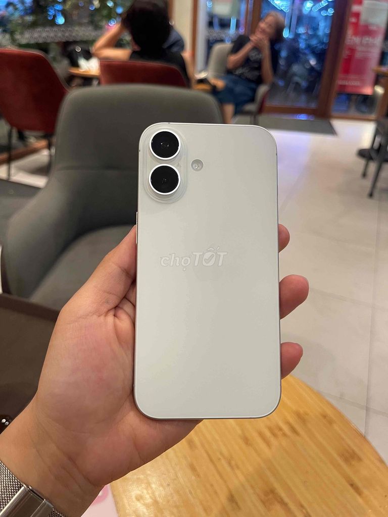 Apple iPhone 16 128GB Trắng Quốc tế Zin. Mua bán Điện thoại tại Quận Tây Hồ Hà Nội được đăng bởi Hàn hình 1