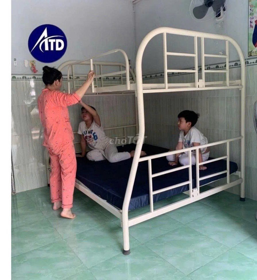 Giường tầng – Giường tầng + Giường tầng – Giường &. Mua bán Giường, chăn ga gối nệm tại Quận 12 Tp Hồ Chí Minh được đăng bởi Tổng Kho Nội Thất Sài Gòn hình 1