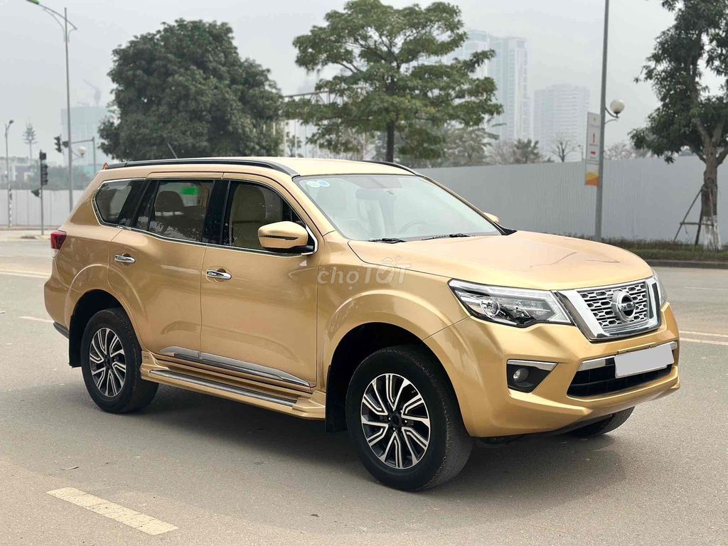 Nissan Terra 2018 photo 2