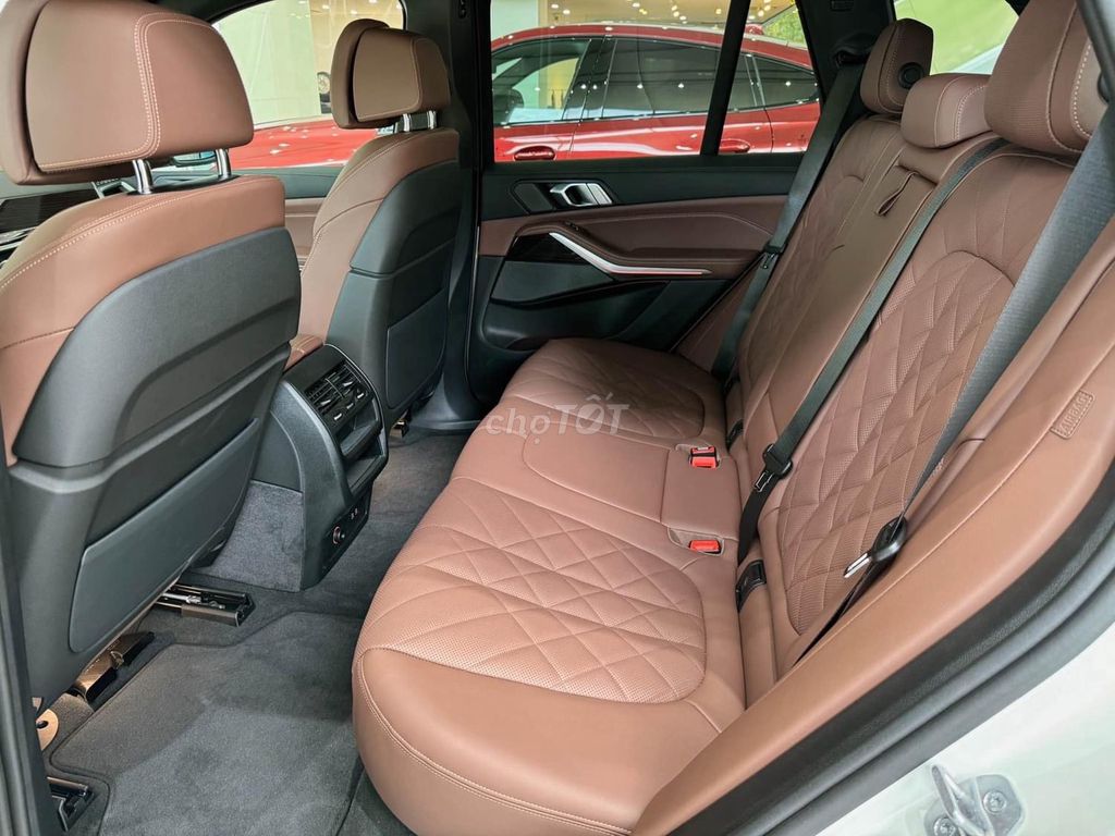 BMW X5xDrive40i M Sport ưu đãi hấp dẫn giao ngay. Mua bán Ô tô tại Quận 7 Tp Hồ Chí Minh được đăng bởi Võ Duy Nhật hình 5
