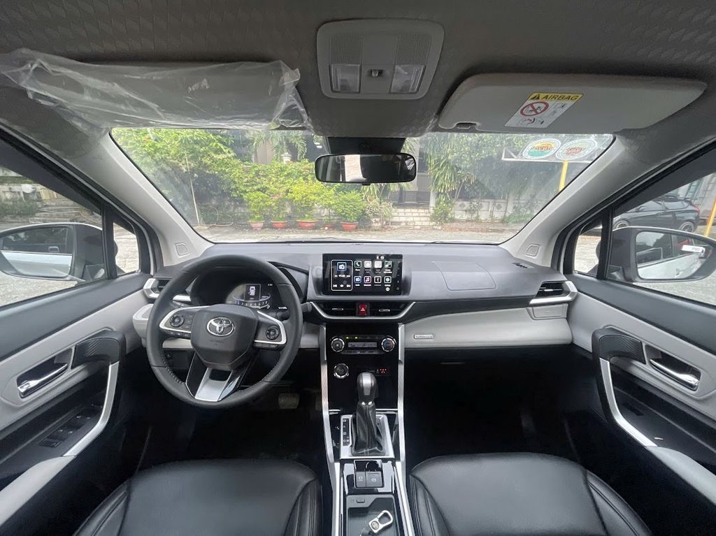 (Xe Hãng) Toyota Veloz Cross Top 2024  - 37000 km. Mua bán Ô tô tại Quận Tân Phú Tp Hồ Chí Minh được đăng bởi Đan Viên Toyota Tân Phú  hình 6