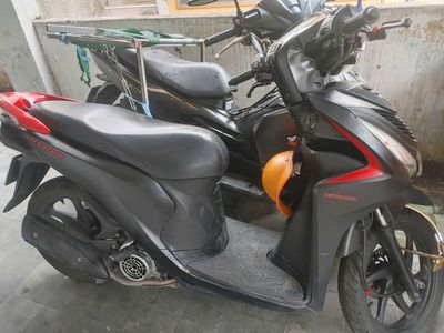 Vision 2018 không chính chủ đen nhám đỏ. Mua bán Xe máy tại Quận 5 Tp Hồ Chí Minh được đăng bởi Thanh liên trường ca