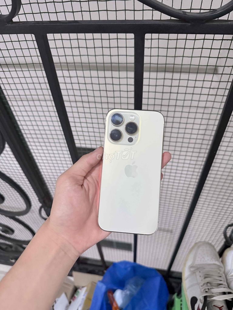 Apple iPhone 14 Pro 128GB Vàng Quốc tế. Mua bán Điện thoại tại Quận Tân Phú Tp Hồ Chí Minh được đăng bởi Dungnguyen hình 1