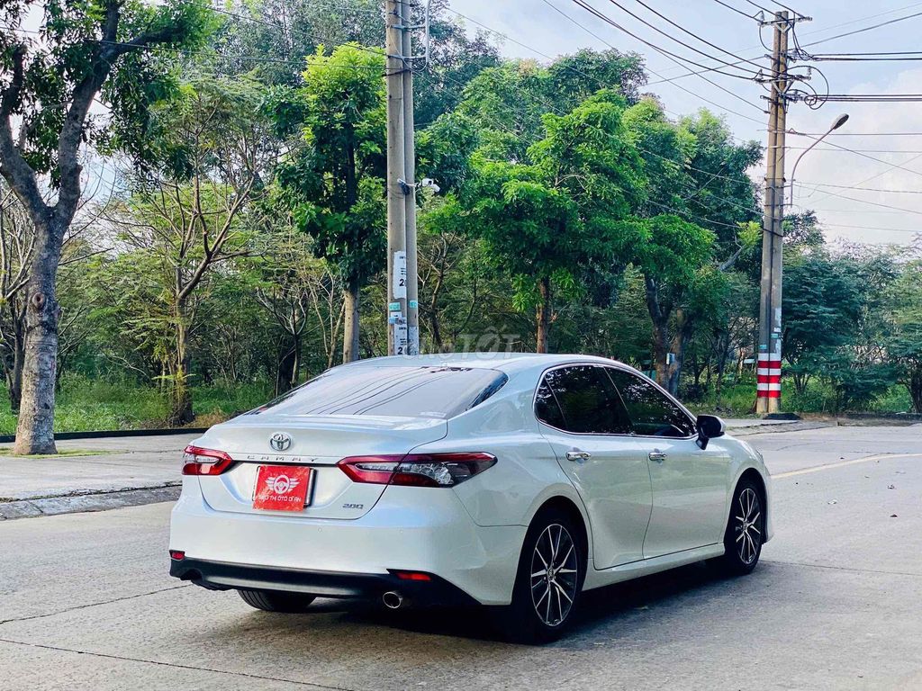 Camry 2022 2.0Q Biển SG 1 Chủ Odo 19.000km Cực Đẹp. Mua bán Ô tô tại Thành phố Dĩ An Bình Dương được đăng bởi Trương Công Lý hình 5