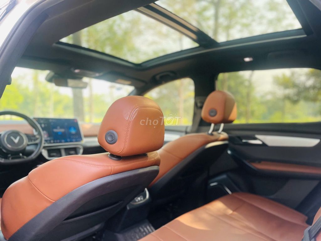 Vinfast VF8 Plus 2023 Trắng NT nâu da bò, pin CATL. Mua bán Ô tô tại Quận Thanh Xuân Hà Nội được đăng bởi Mr Phúc Vinfast lướt hình 6