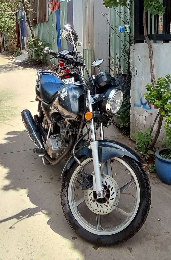 HONDA CB 125