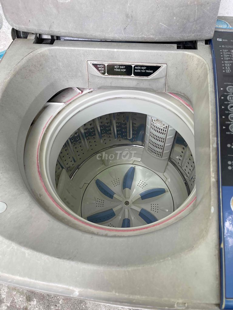 Máy giặt Sanyo 7kg Xám cũ. Mua bán Máy giặt tại Quận Long Biên Hà Nội được đăng bởi Quyet Do hình 1