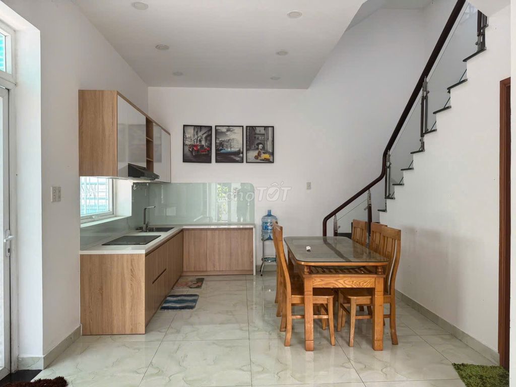 Таунхаус Lovera Park 7x15, 2 этажа, 3 спальни, 3 санузла