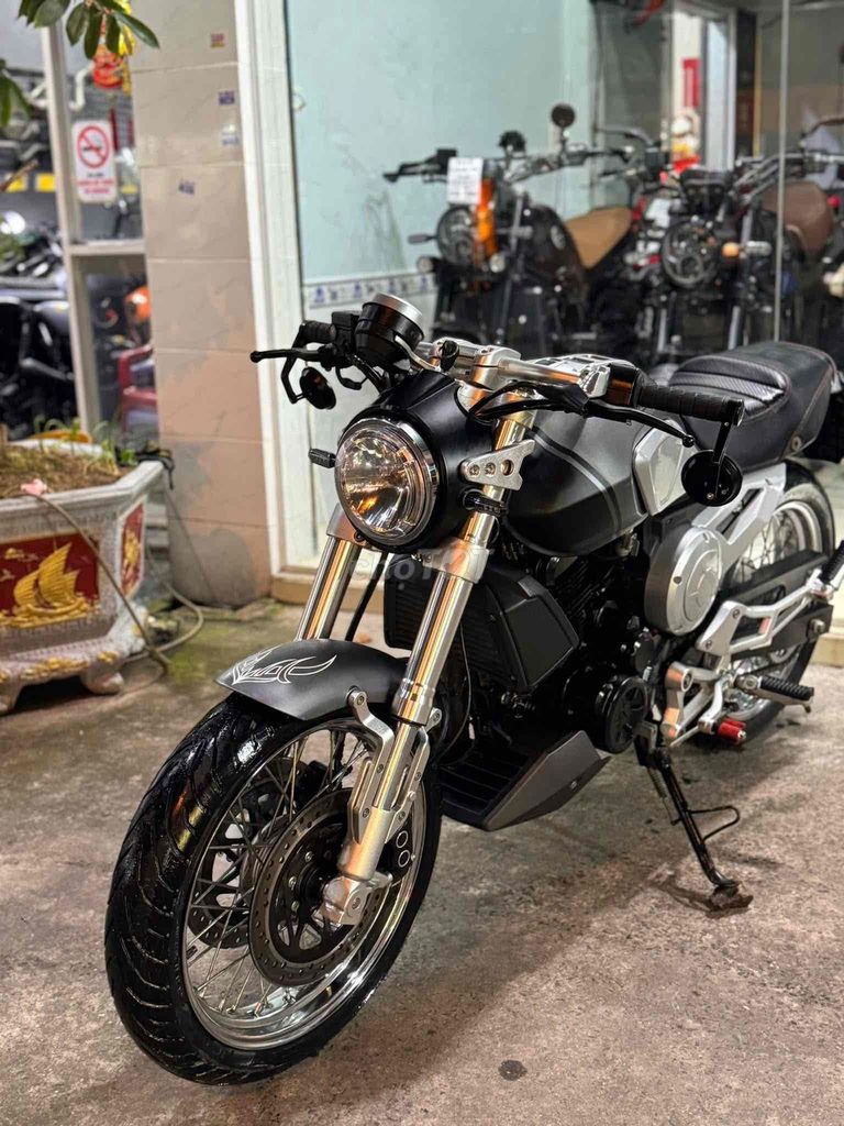 Gpx gantleman 200 Cân ban. Mua bán Xe máy tại Quận Bình Tân Tp Hồ Chí Minh được đăng bởi Tý motor hình 3