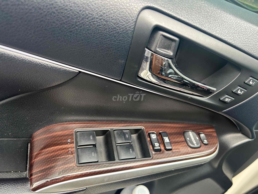 Toyota Camry 2018 2.5Q - 59899 km. Mua bán Ô tô tại Huyện Đông Hưng Thái Bình được đăng bởi Phamquangngoc hình 13