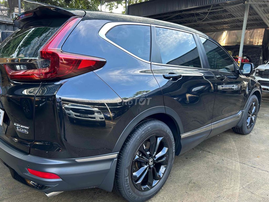 Honda CR V 2022 LSE Black Edition chạy lướt. Mua bán Ô tô tại Quận Tân Phú Tp Hồ Chí Minh được đăng bởi Dũng sale ô tô hình 3