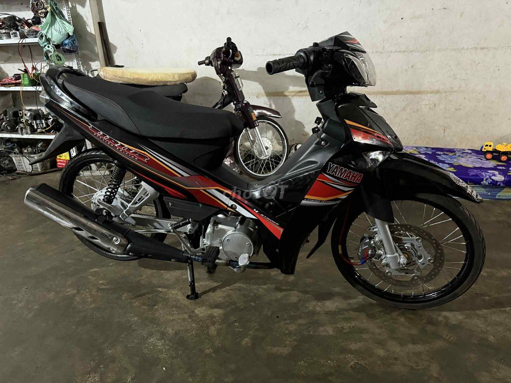 Yamaha Sirius 50cc màu Đen. Mua bán Xe máy tại Huyện Cư Kuin Đắk Lắk được đăng bởi Dương thành vinh hình 2