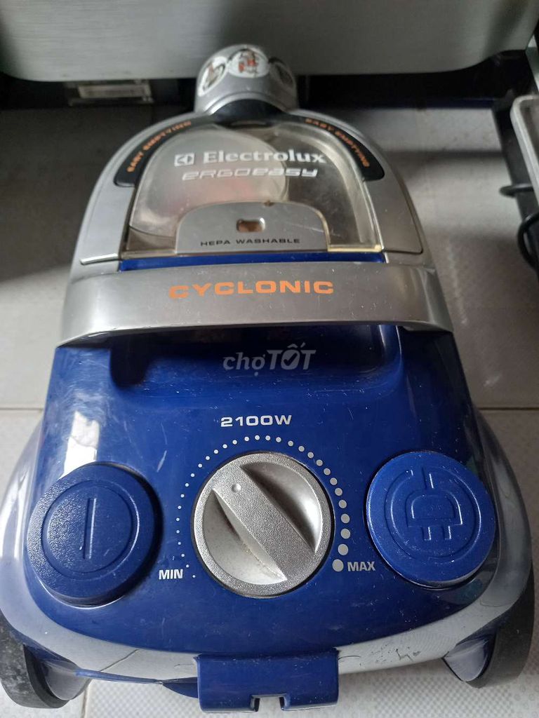 Máy hút bụi Electrolux ZTF7660. Mua bán Thiết bị vệ sinh, nhà tắm tại Thành phố Thủ Đức Tp Hồ Chí Minh được đăng bởi duy nhất hình 1