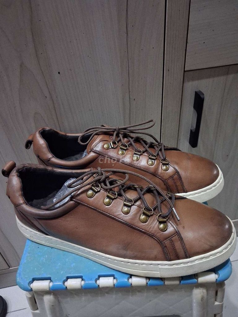 Giày sneakers da bò hiệu nổi tiếng Ý, Size 44. Mua bán Giày dép tại Quận 7 Tp Hồ Chí Minh được đăng bởi An Vũ hình 1