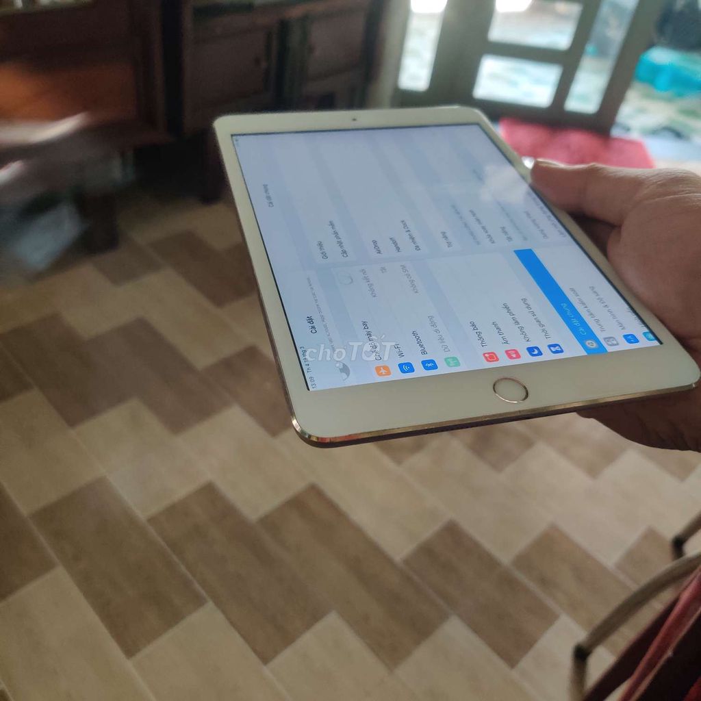 Ipad mini3 16g wifi 4g . full zin gold keng. Mua bán Máy tính bảng tại Quận 6 Tp Hồ Chí Minh được đăng bởi tiến Phát Lộc  hình 2