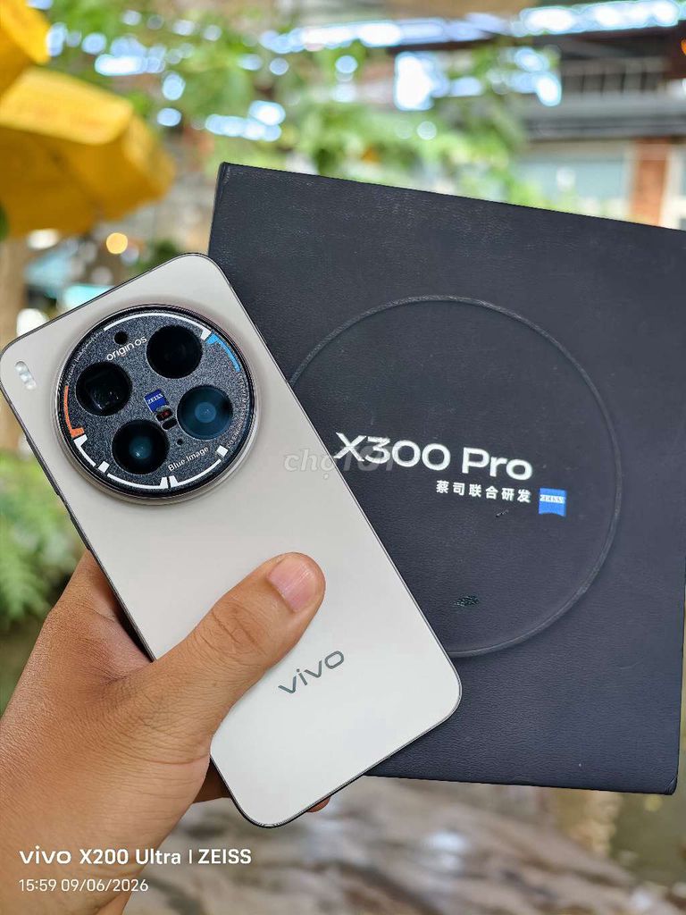 Vivo X300 Pro 256GB. Mua bán Điện thoại tại Thành phố Bến Tre Bến Tre được đăng bởi Lê Trường hình 1