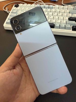 Samsung Galaxy Z Flip 4 256GB zin all giá bao tốt