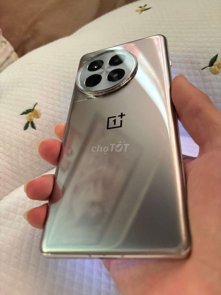 OnePlus Ace 3 Pro 256GB Bạc. Mua bán Điện thoại tại Quận 6 Tp Hồ Chí Minh được đăng bởi Nghĩa hình 1