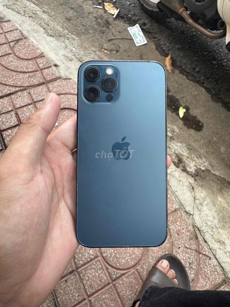 iPhone 12 Pro Xanh Lock Đã sử dụng. Mua bán Điện thoại tại Thành phố Buôn Ma Thuột Đắk Lắk được đăng bởi Nguyễn Toàn hình 1