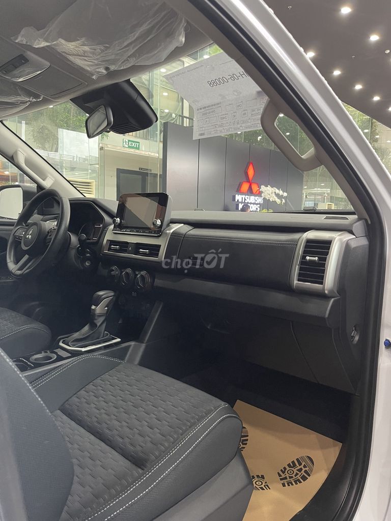 Mitsubishi Triton - Giảm 100% thuế trước bạ. Mua bán Ô tô tại Quận Long Biên Hà Nội được đăng bởi Mitsubishi Long Biên hình 5