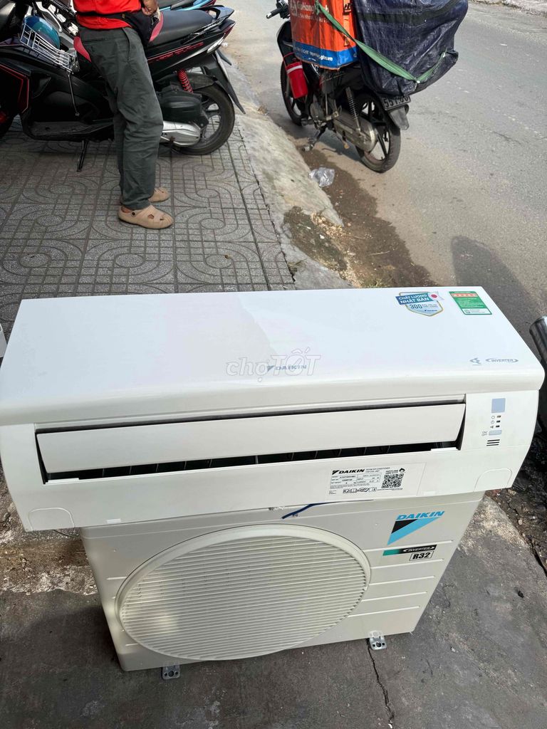 Máy lạnh Daikin 2hp 2024 98% mới. Mua bán Máy lạnh, điều hoà tại Quận Bình Tân Tp Hồ Chí Minh được đăng bởi Điện Lạnh Tân Tiến hình 1