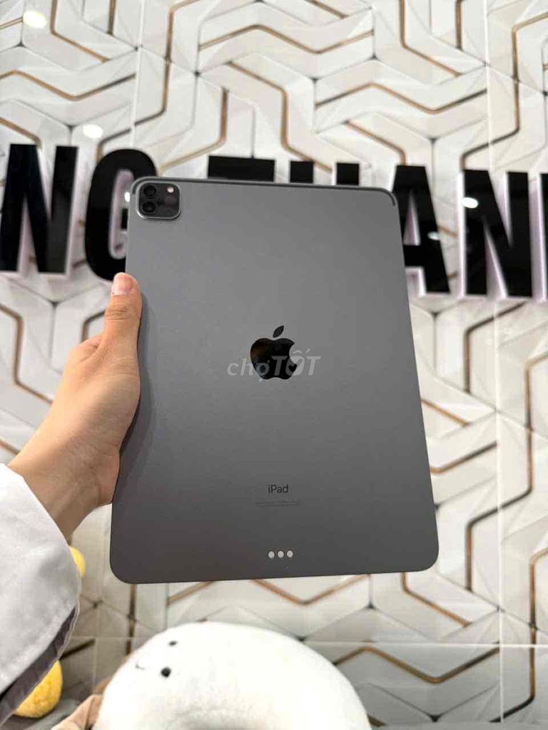 Apple iPad Pro M1 11 inch 256GB. Mua bán Máy tính bảng tại Quận Ninh Kiều Cần Thơ được đăng bởi Quang Thanh Apple Store hình 1