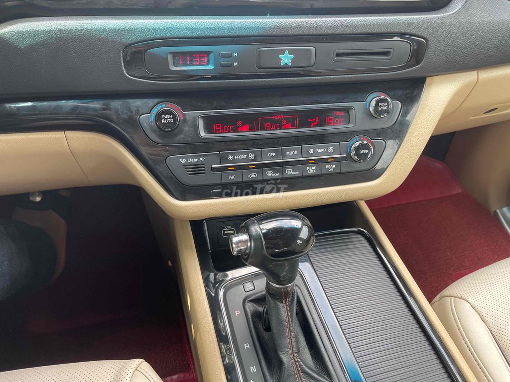 Kia Sedona 2016 3.3 chính chủ như hình. Mua bán Ô tô tại Quận Nam Từ Liêm Hà Nội được đăng bởi Quốc Toản hình 9