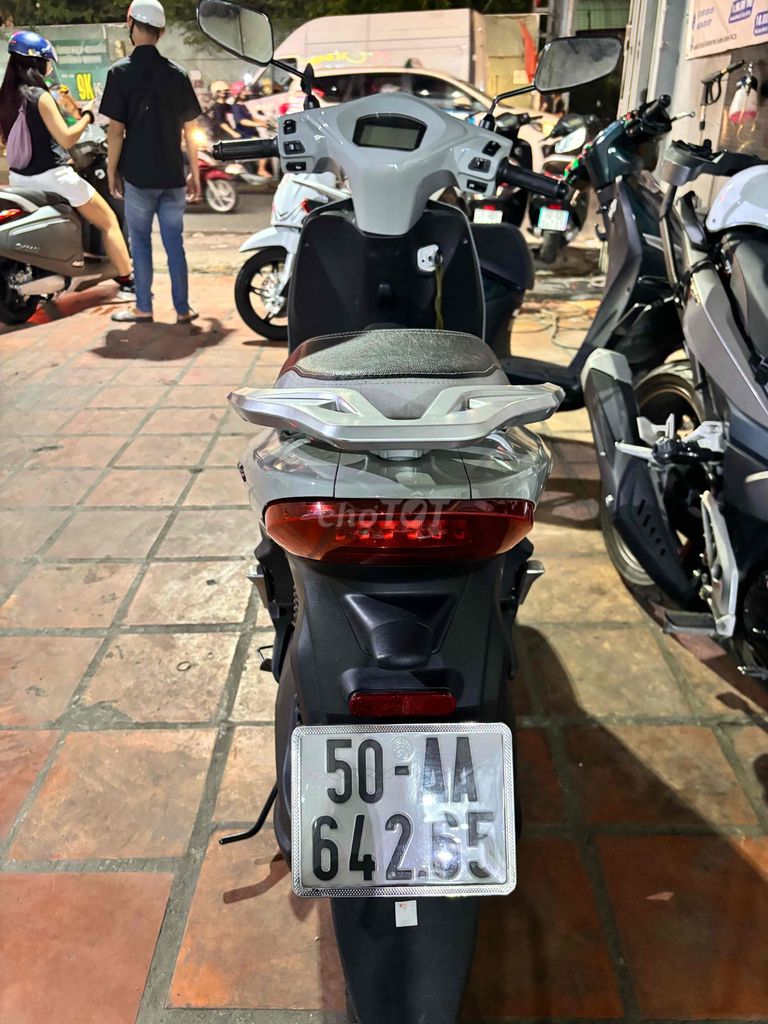 Feliz neo Luôn pin  Xe đẹp leng keng. Mua bán Xe điện tại Quận Tân Phú Tp Hồ Chí Minh được đăng bởi Mua Xe Điện Giá Cao hình 3