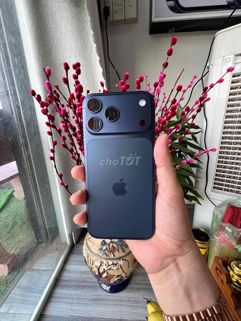 thanh lý 17 pro max 256 sạc 33 lần. Mua bán Điện thoại tại Thành phố Vĩnh Long Vĩnh Long được đăng bởi Tường apple hình 1