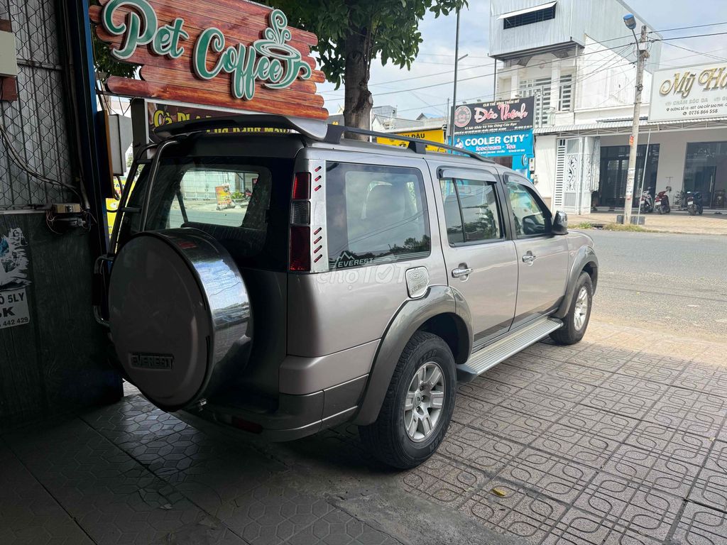 Ford Everest 2009 - dầu sàn. xe rin k lỗi. Mua bán Ô tô tại Huyện Châu Phú An Giang được đăng bởi Trí Hà hình 3