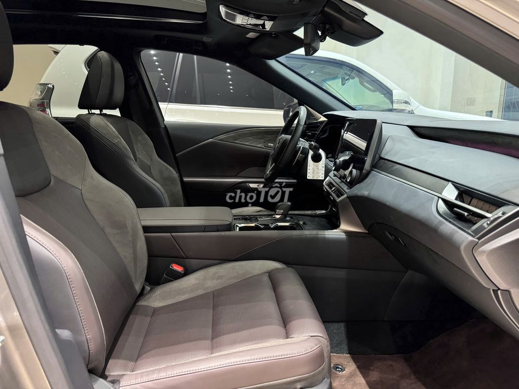 Lexus RX 2024 350 Luxury - 3900 km. Mua bán Ô tô tại Quận Gò Vấp Tp Hồ Chí Minh được đăng bởi Sĩ Minh hình 10