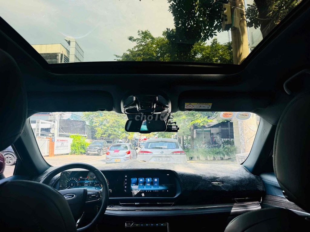 Ford Territory Titanium X 2023 lướt 42.000km. Mua bán Ô tô tại Quận Tân Phú Tp Hồ Chí Minh được đăng bởi BẾN THÀNH FORD XE ĐÃ QUA SỬ DỤNG hình 5