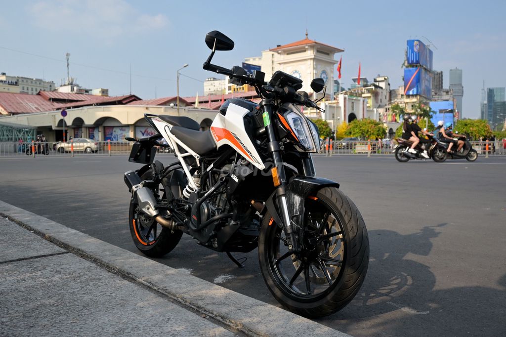 Mình bán KTM Duke 390 2022 15700 km chính chủ. Mua bán Xe máy tại Thành phố Thủ Đức Tp Hồ Chí Minh được đăng bởi Minh Trí hình 1