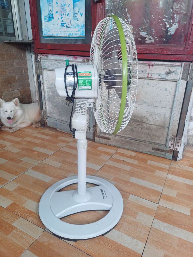 Quạt đứng Yanfan Trắng. Mua bán Quạt tại Huyện Nhà Bè Tp Hồ Chí Minh được đăng bởi đồ cũ giá rẻ hình 1